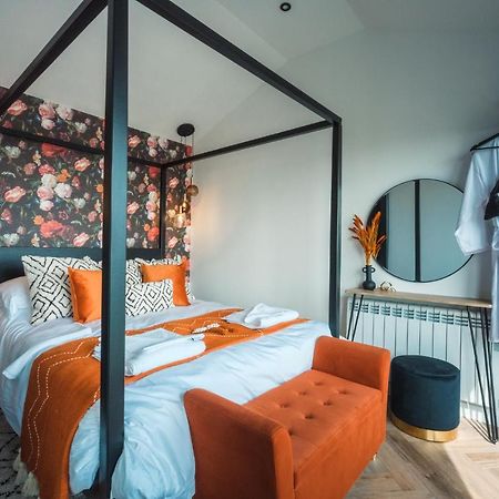 Priory Bay Escapes - Visum Apartment Tenby Luaran gambar